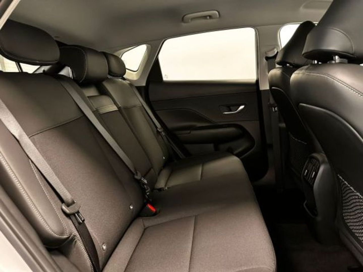 Hyundai Kona 1.0 TGDi Tecno 4x2 88 kW (120 CV)