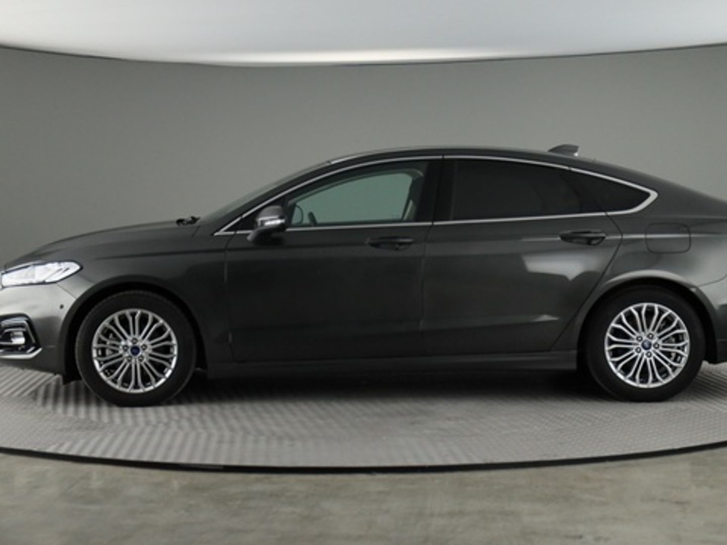 Ford Mondeo 2.0 Híbrido HEV Sedan Titanium Auto 137 kW (187 CV)