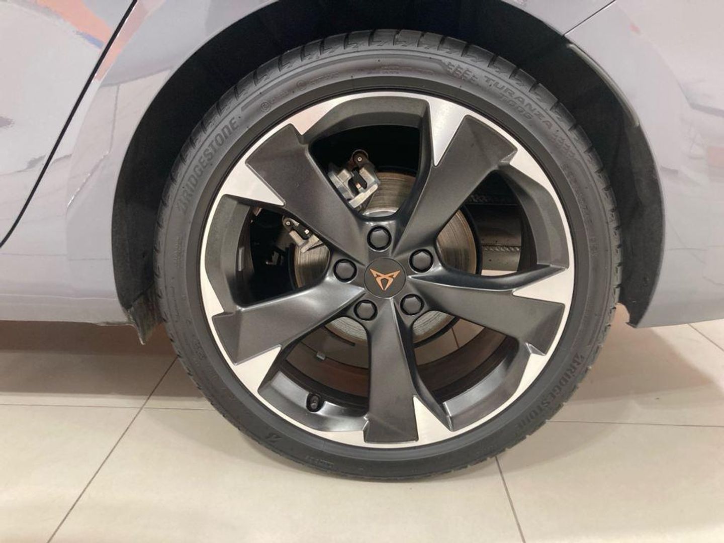 CUPRA Leon Sportstourer 2.0 TSI VZ DSG 180 kW (245 CV)