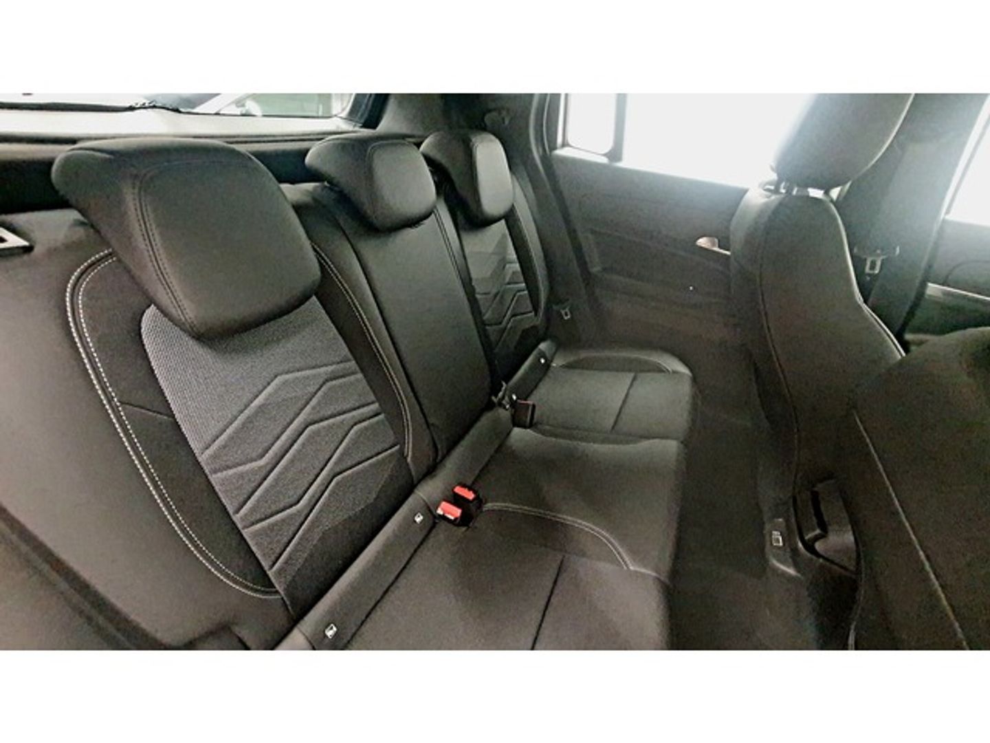 Jeep Avenger 1.2 G Altitude 74 kW (100 CV)