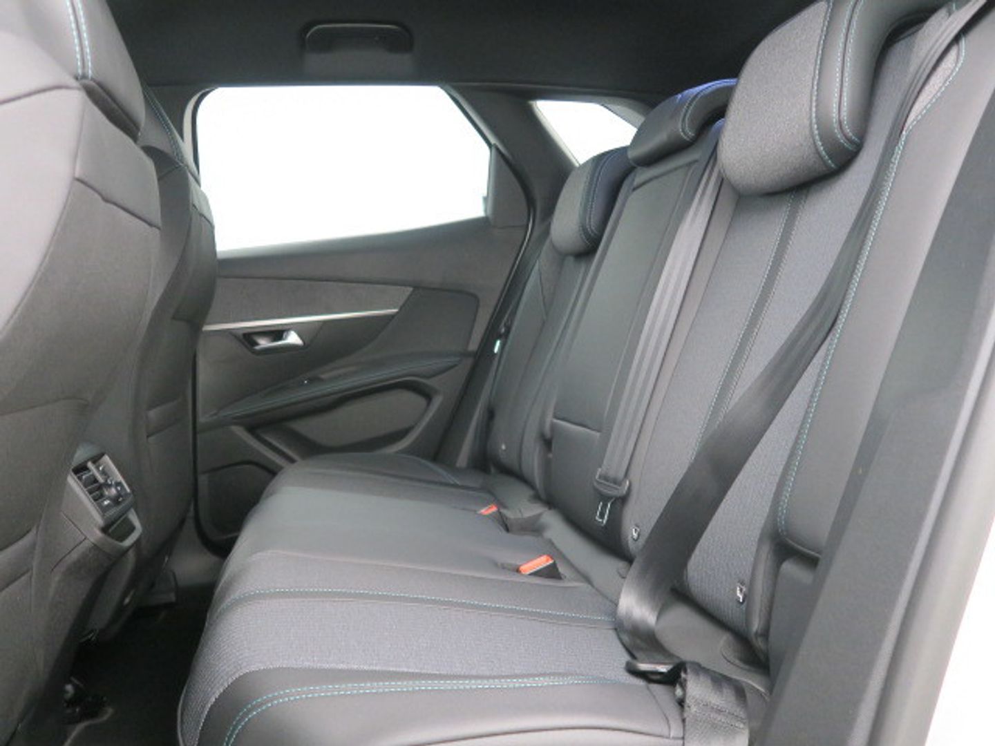 Peugeot 3008 PureTech 130 S&S Allure Pack 96 kW (130 CV)