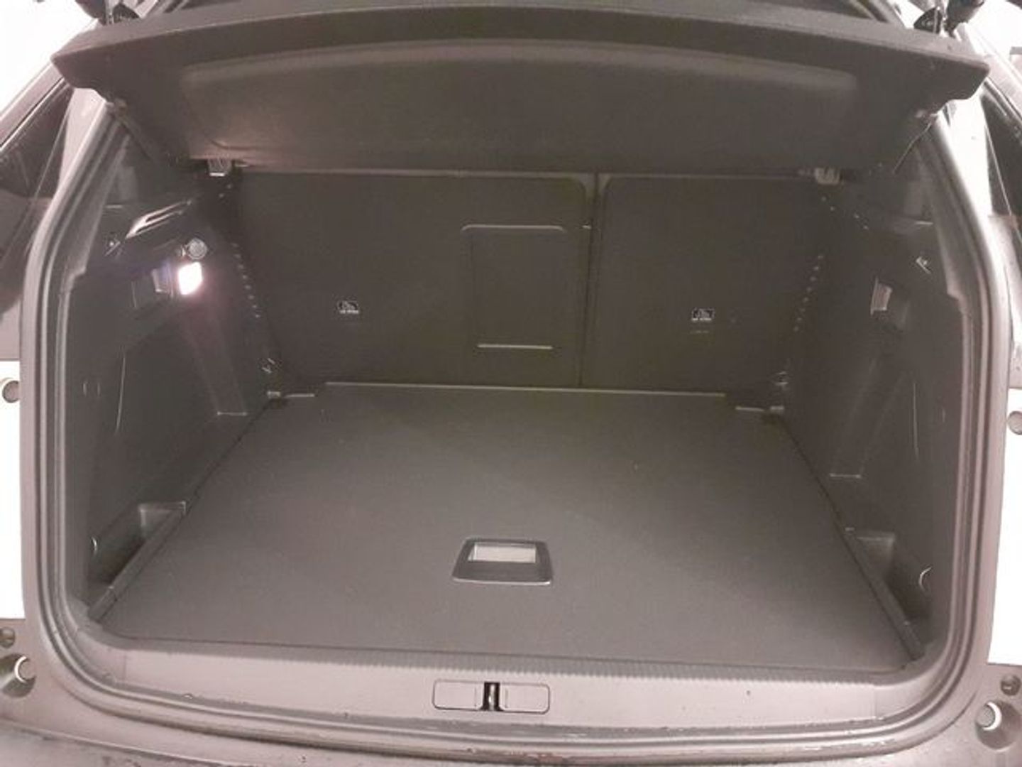 Peugeot 3008 PureTech 130 S&S Allure Pack 96 kW (130 CV)
