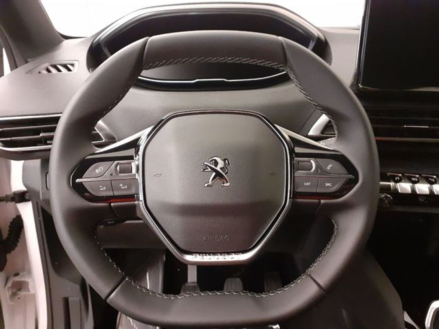 Peugeot 3008 PureTech 130 S&S Allure Pack 96 kW (130 CV)