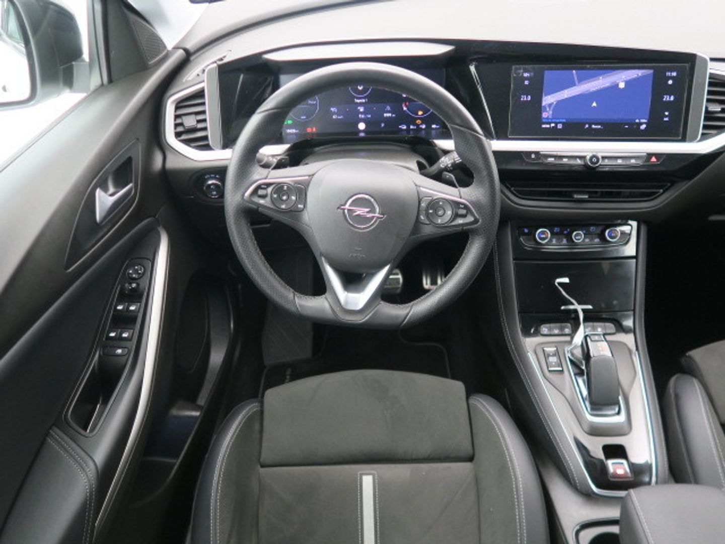 Opel Grandland 1.6 Turbo PHEV GSe Auto 221 kW (300 CV)