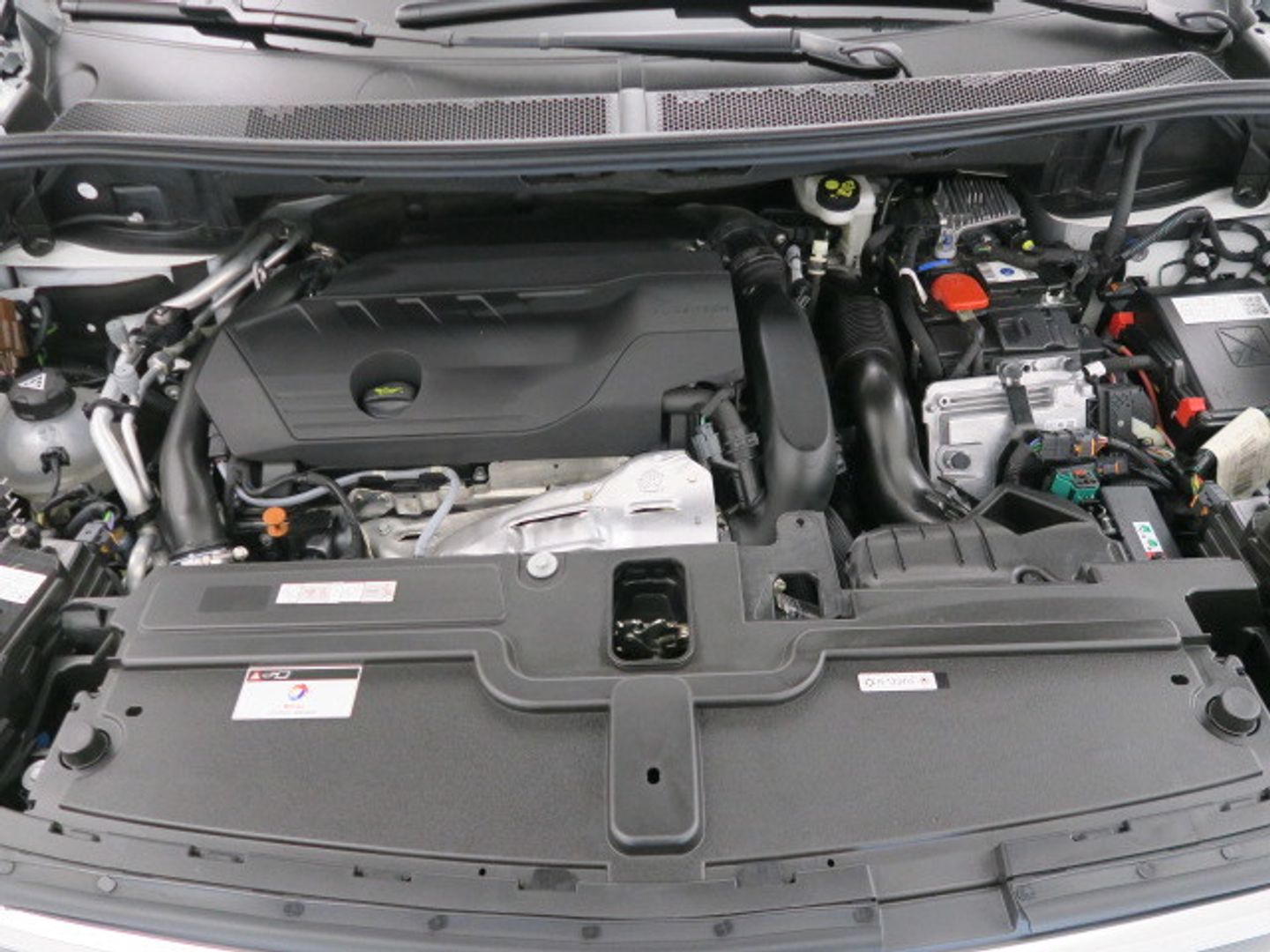 Opel Grandland 1.6 Turbo PHEV GSe Auto 221 kW (300 CV)