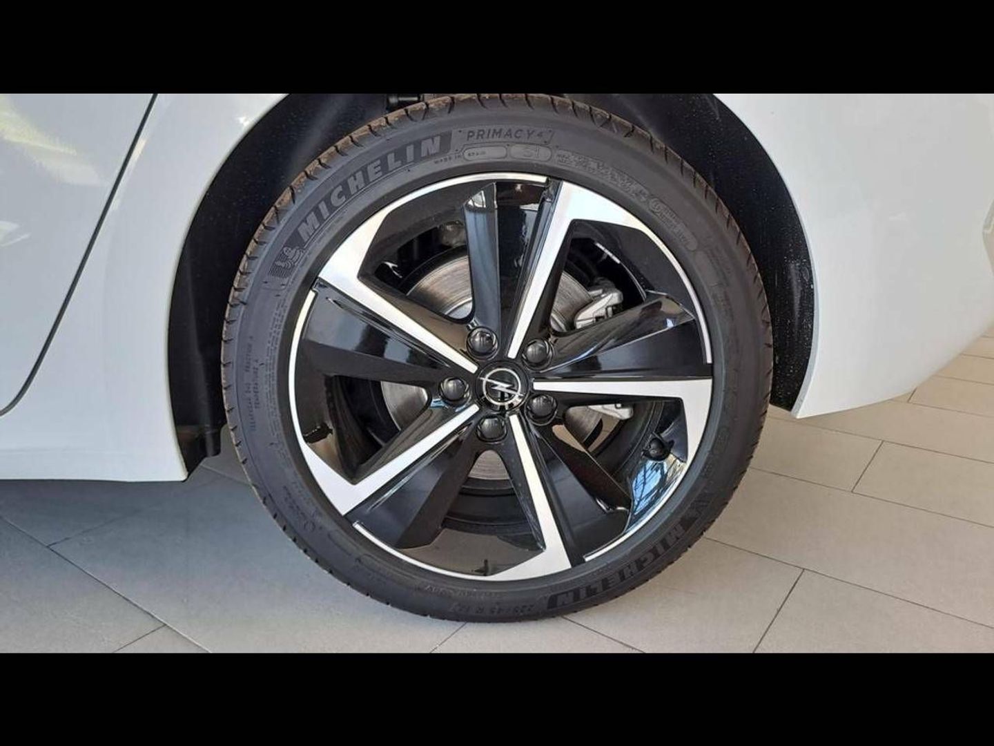 Opel Astra 1.6T Hybrid Elegance Auto 133 kW (181 CV)