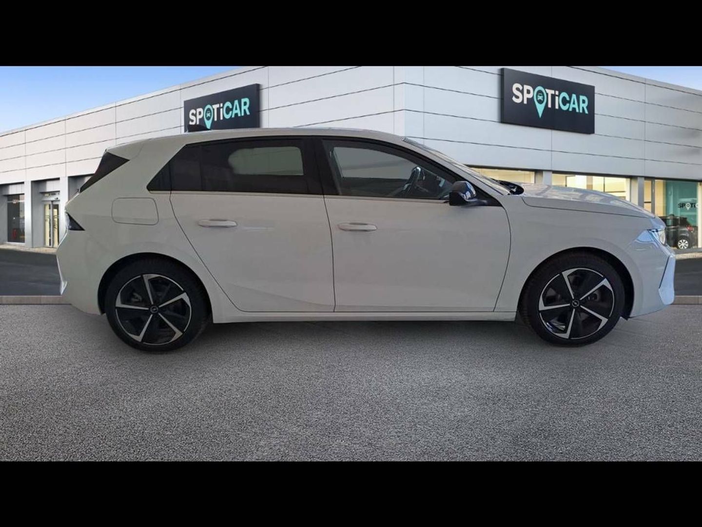 Opel Astra 1.6T Hybrid Elegance Auto 133 kW (181 CV)