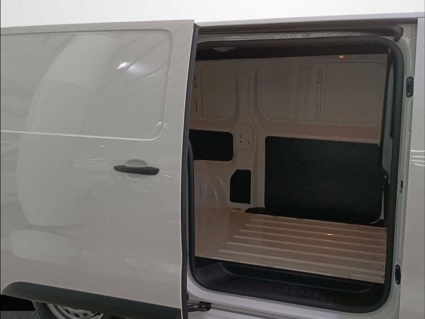 Opel Vivaro Furgon 1.5 Diesel M Standart 75 kW (102 CV)