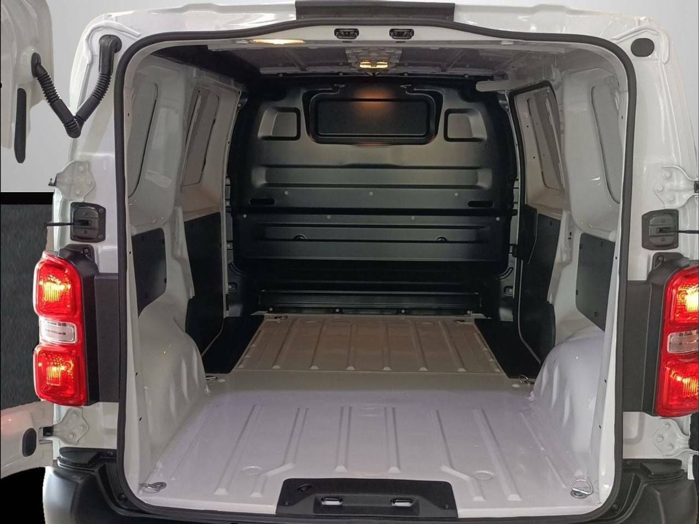 Opel Vivaro Furgon 1.5 Diesel M Standart 75 kW (102 CV)