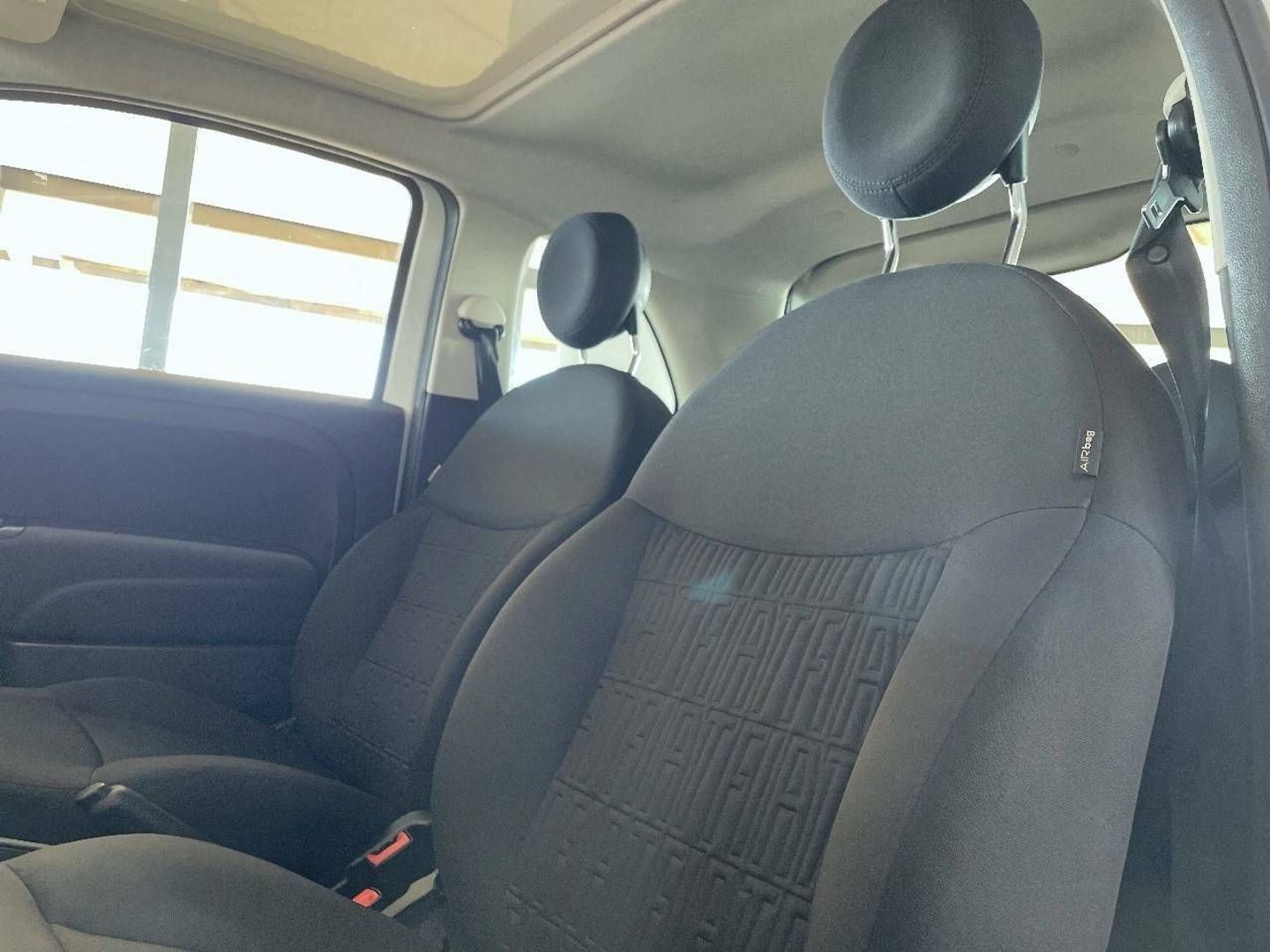 Fiat 500 1.0 Hybrid Dolcevita 51 kW (70 CV)