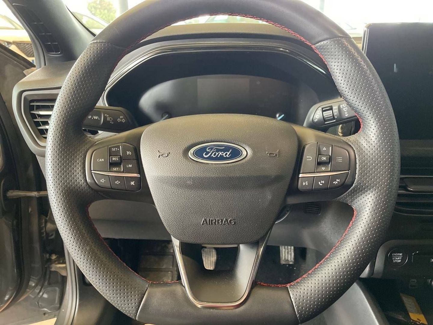 Ford Focus 1.0 Ecoboost MHEV ST-Line 114 kW (155 CV)