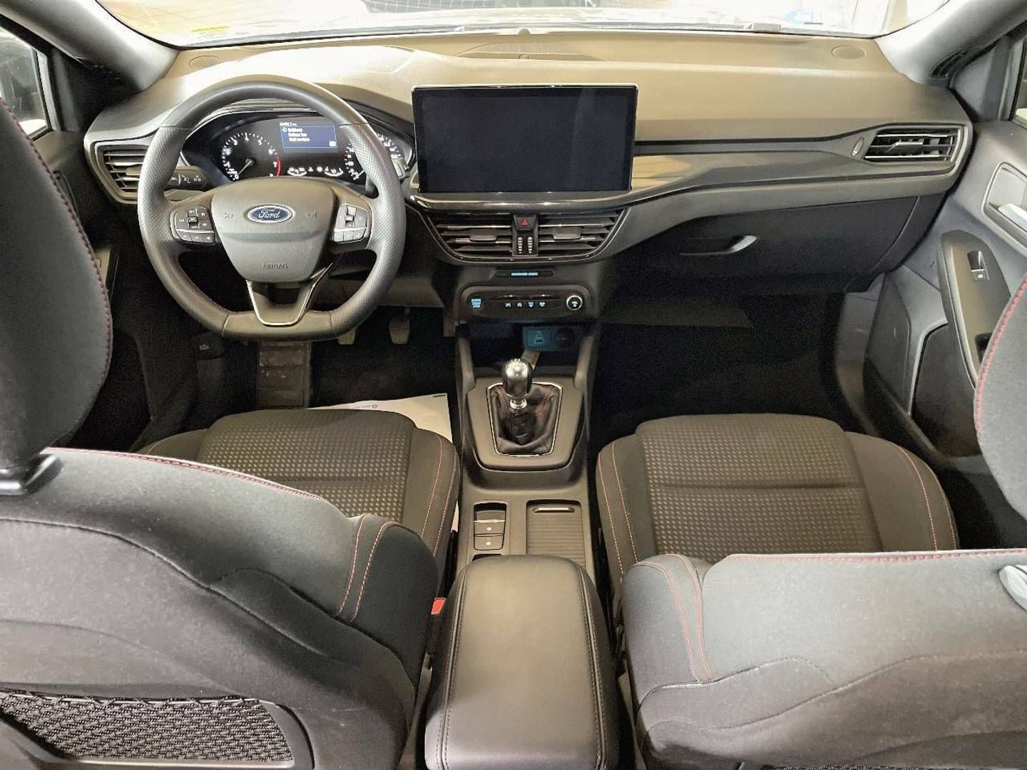 Ford Focus 1.0 Ecoboost MHEV ST-Line 114 kW (155 CV)