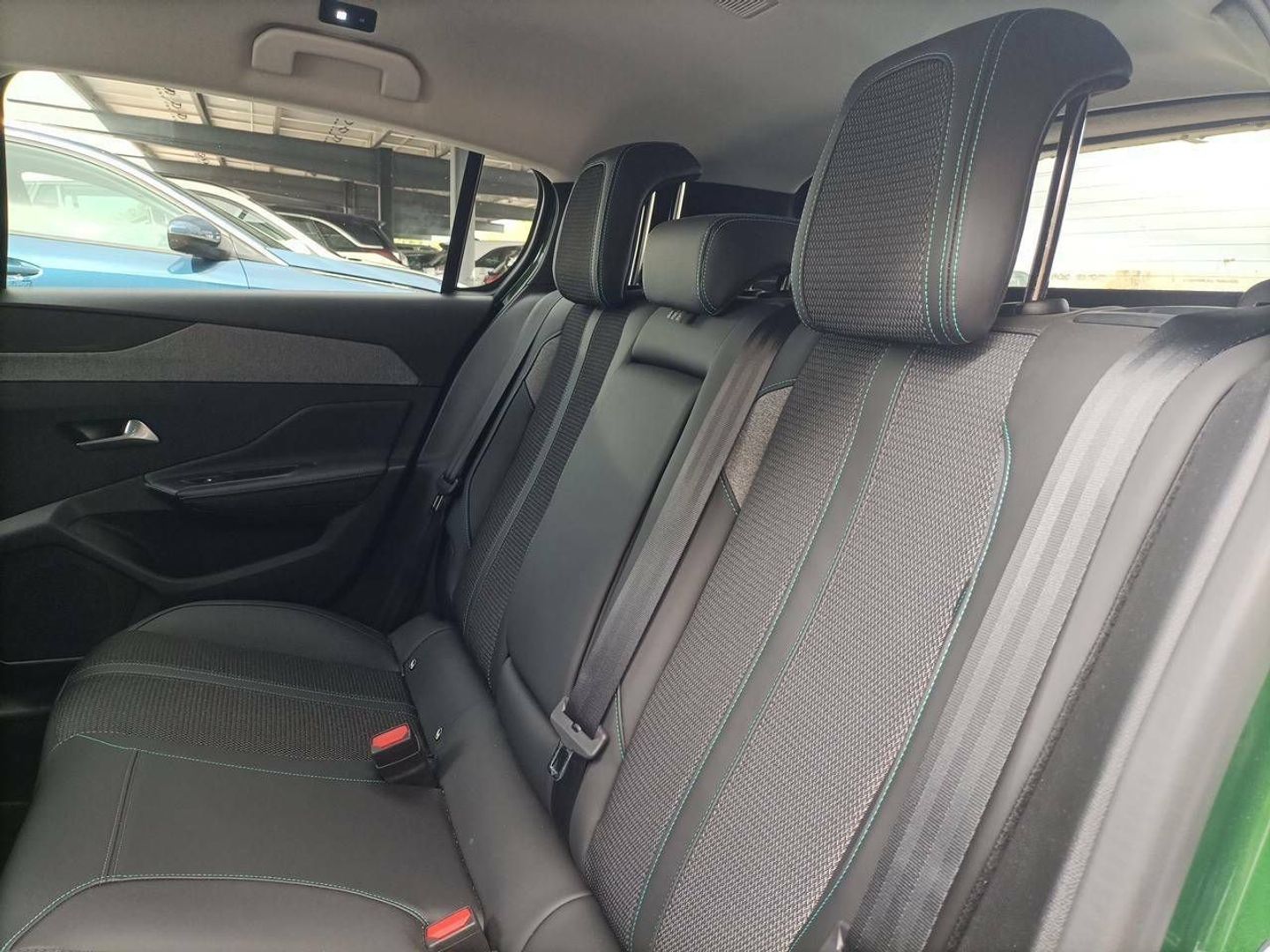 Peugeot 308 Allure Pack BlueHDi 130 S&S EAT8 96 kW (130 CV)