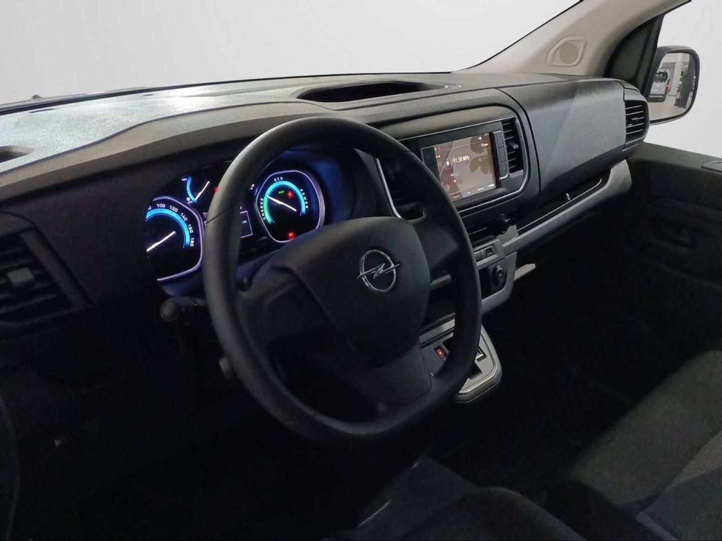 Opel Vivaro-e Furgon BEV 330 M Standard Select 100 kW (136 CV)