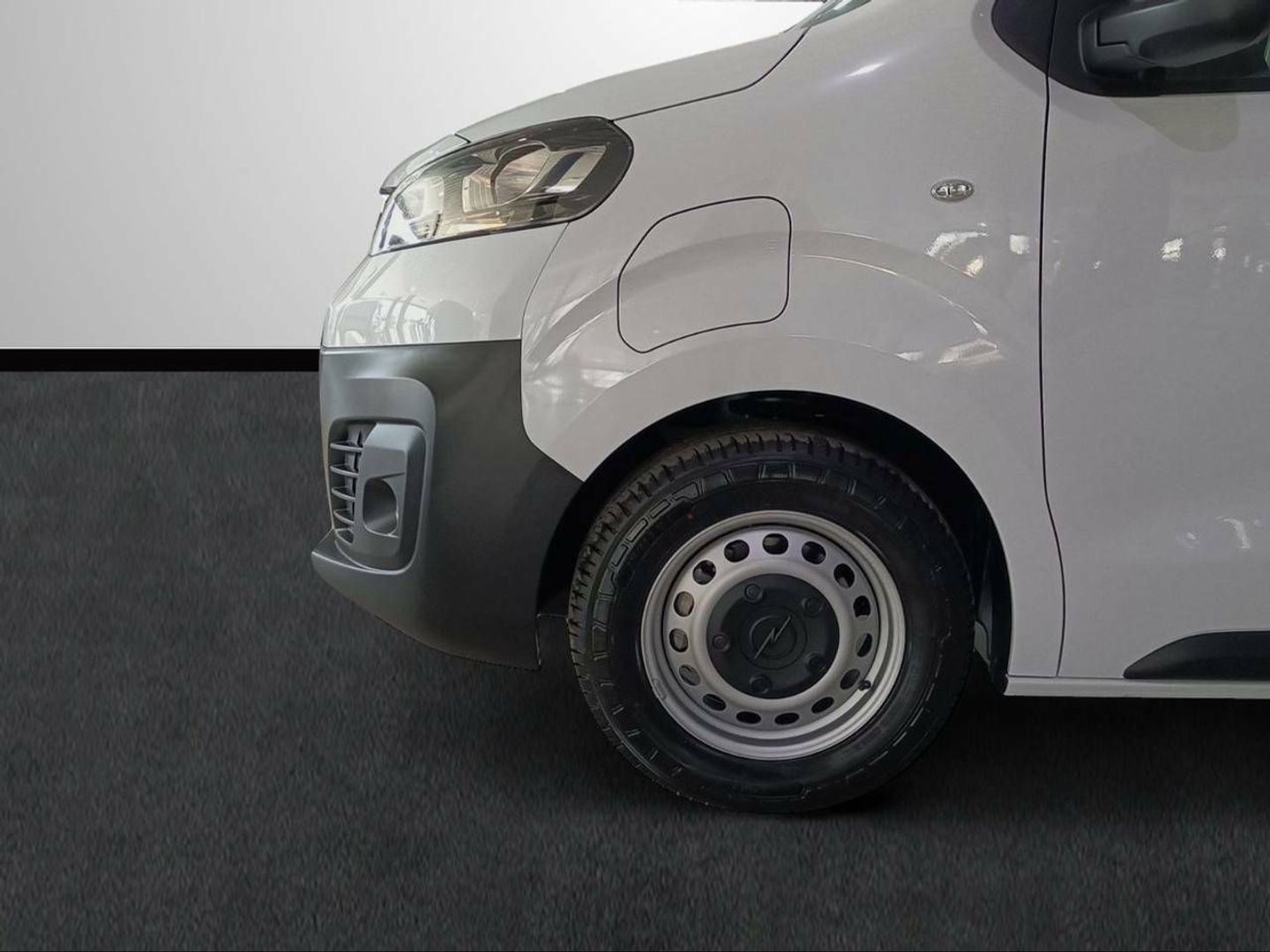 Opel Vivaro-e Furgon BEV 330 M Standard Select 100 kW (136 CV)