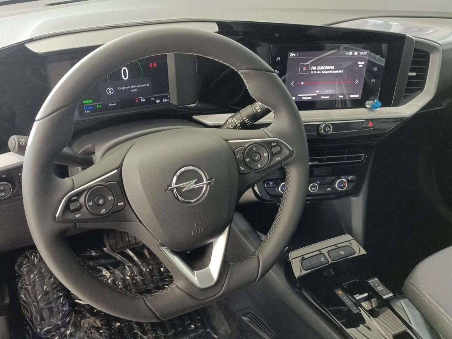 Opel Mokka-e BEV 50kWh Business Elegance-e 100 kW (136 CV)