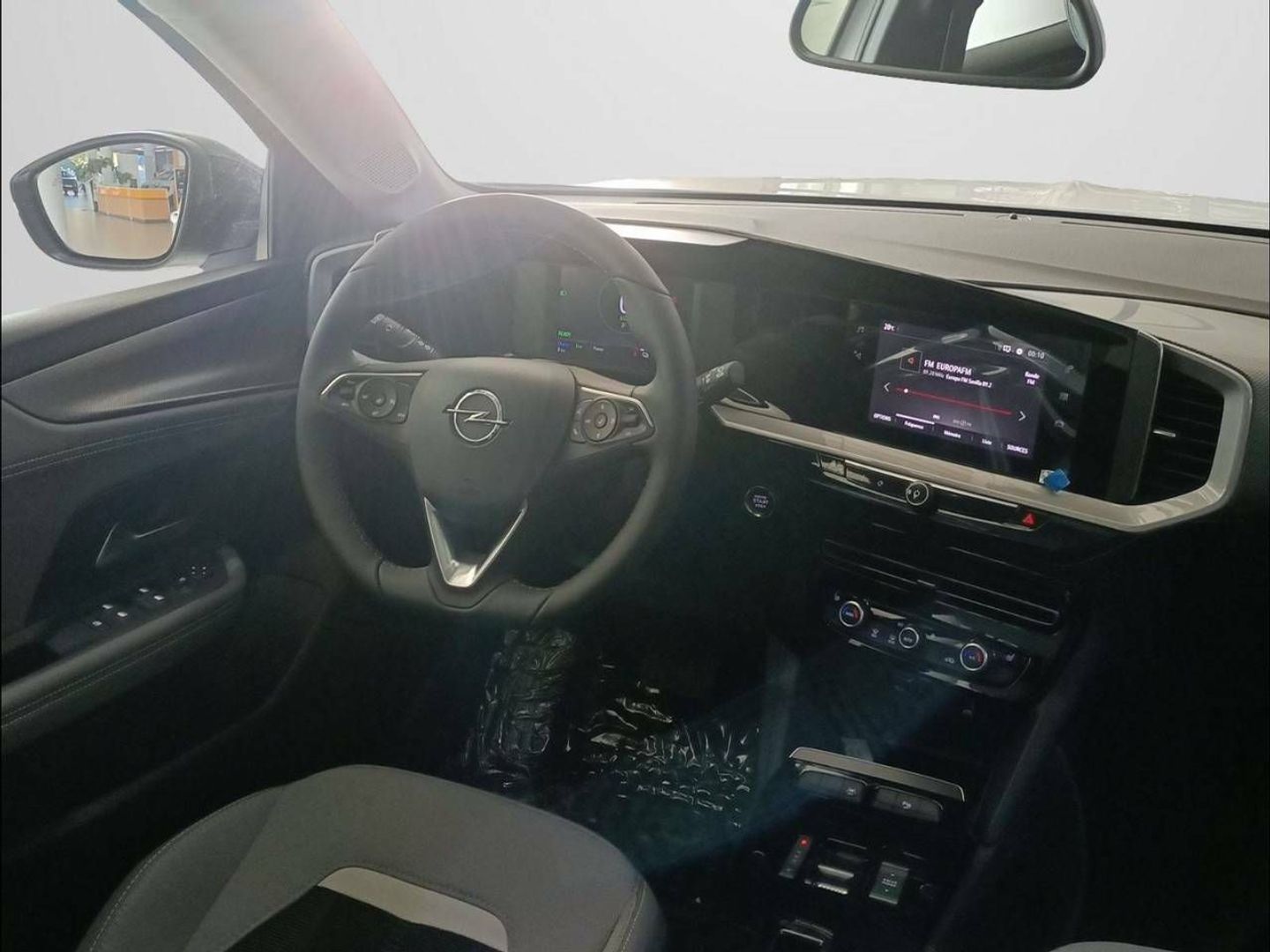 Opel Mokka-e BEV 50kWh Business Elegance-e 100 kW (136 CV)