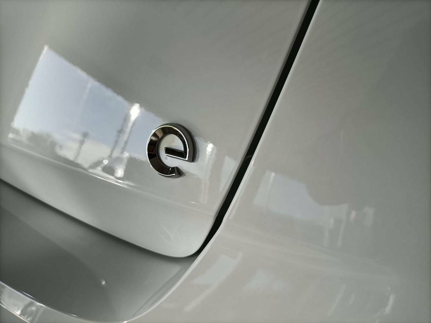 Opel Mokka-e BEV 50kWh Business Elegance-e 100 kW (136 CV)