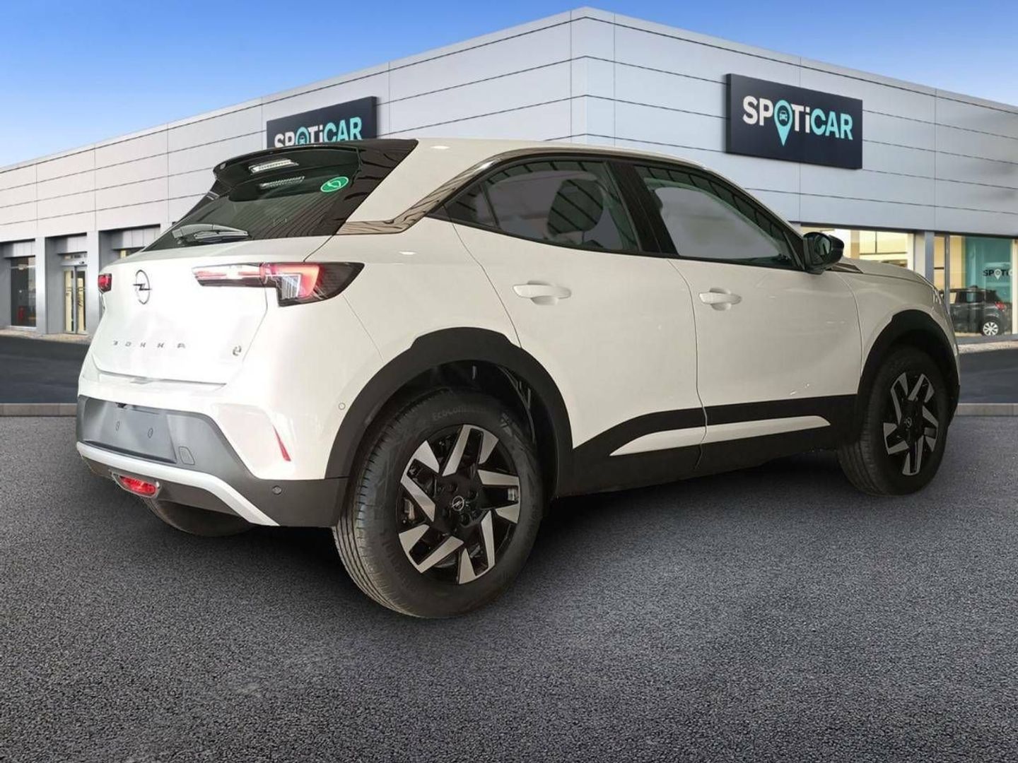 Opel Mokka-e BEV 50kWh Business Elegance-e 100 kW (136 CV)