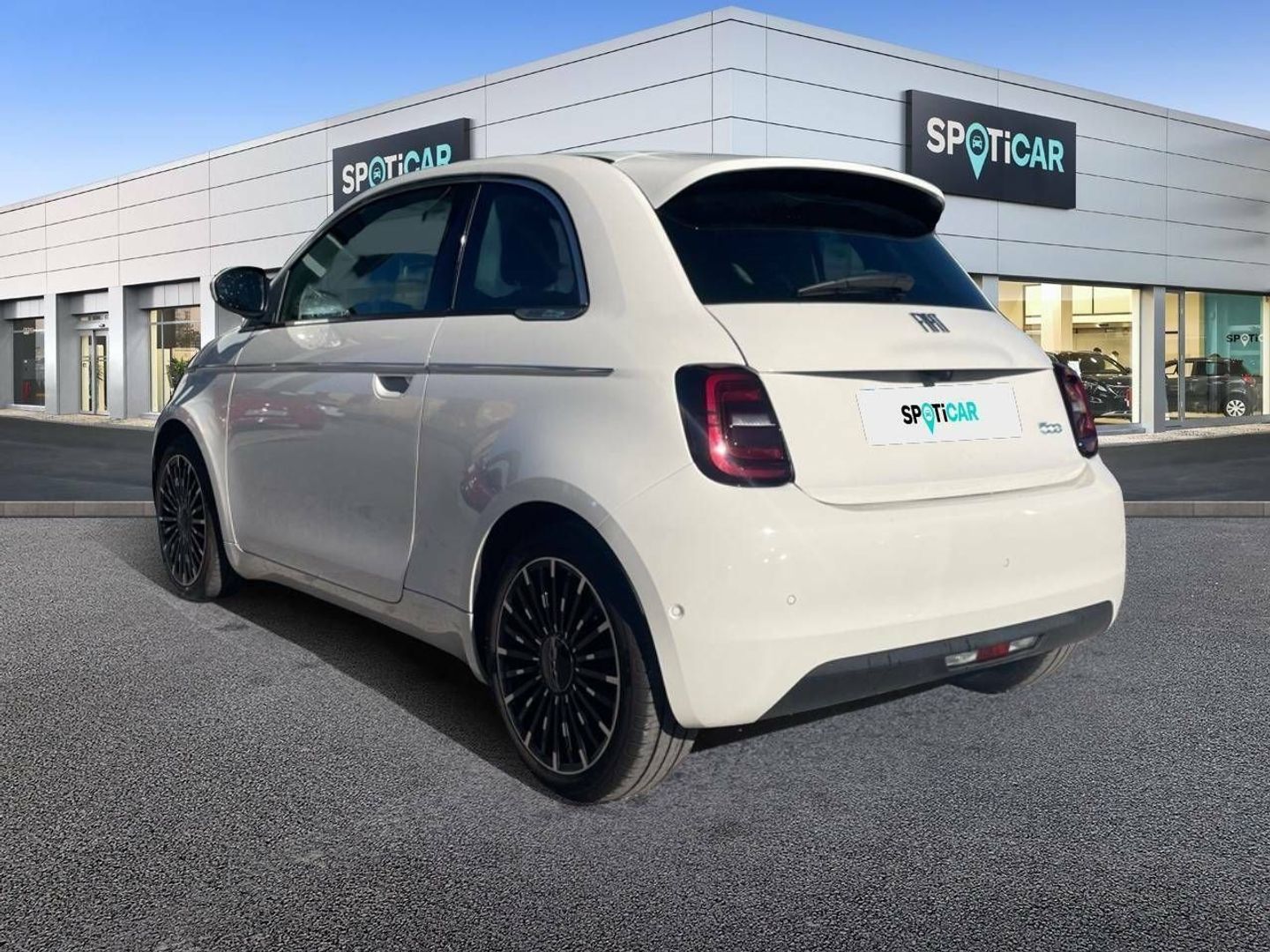 Fiat 500 Electrico laPrima Hb 320km 85 kW (118 CV)