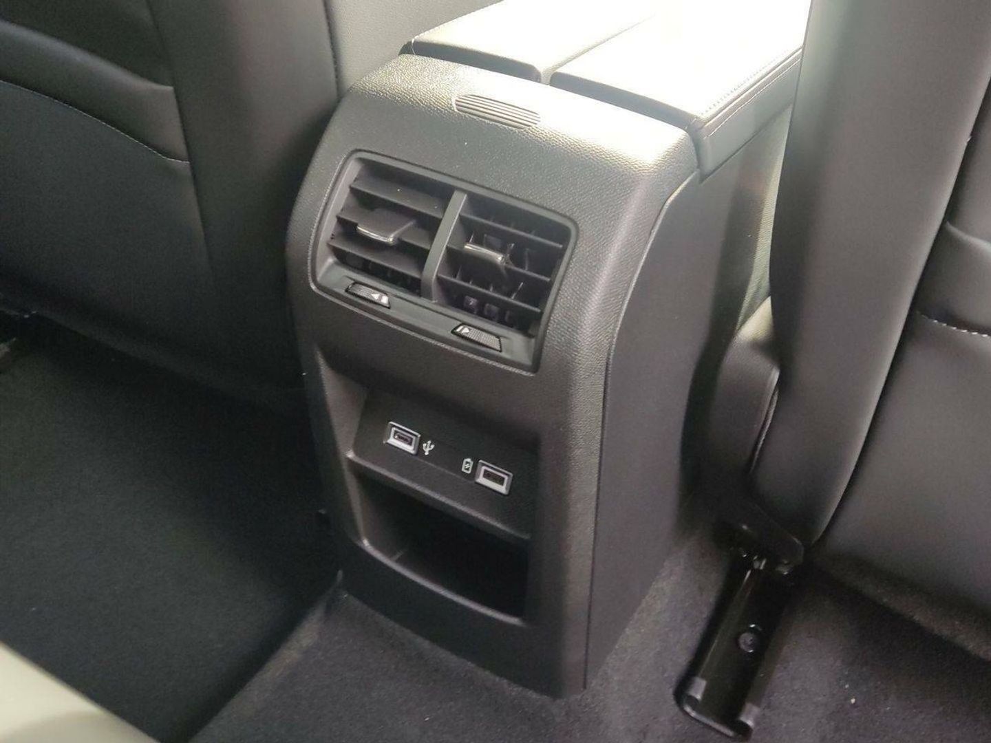 Peugeot 308 SW BlueHDI 130 S&S Allure Pack EAT8 96 kW (130 CV)