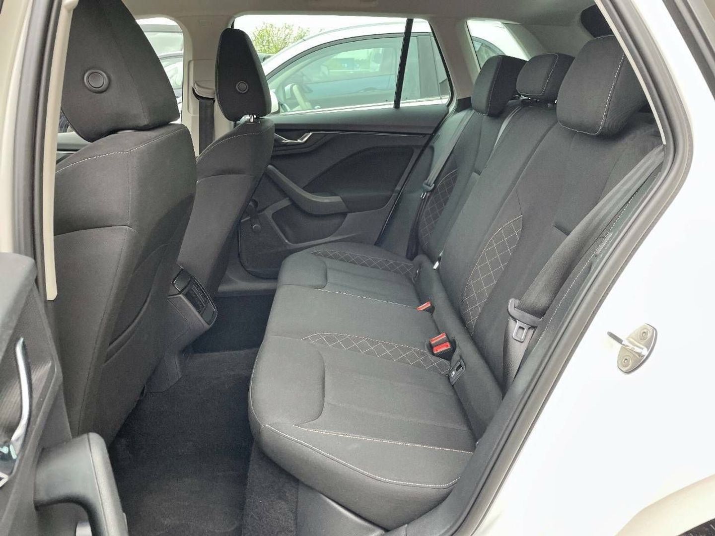 Skoda Kamiq 1.0 TSI Emotion 70 kW (95 CV)