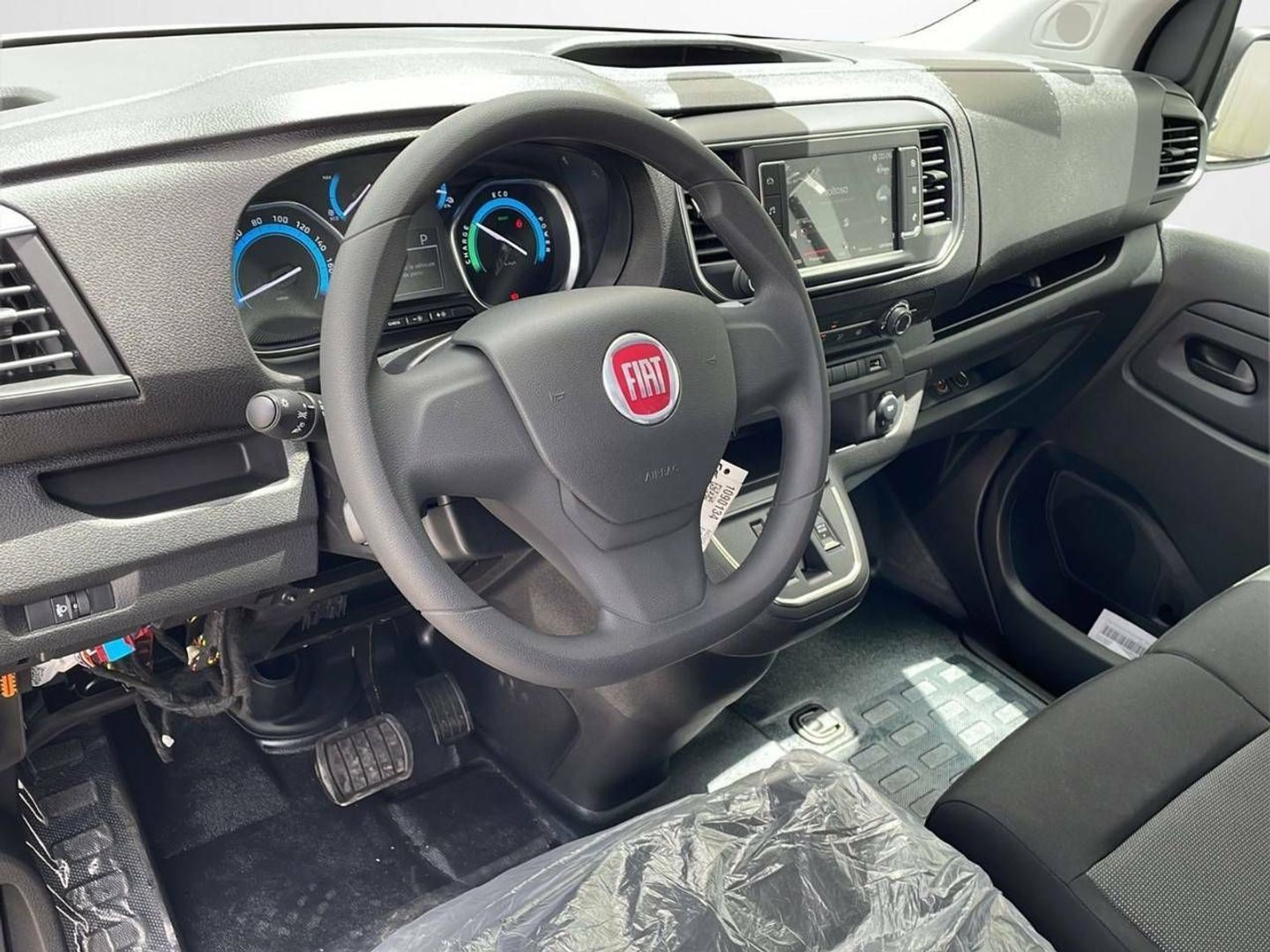 Fiat Scudo Furgón 50 kW L2 100 kW (136 CV)