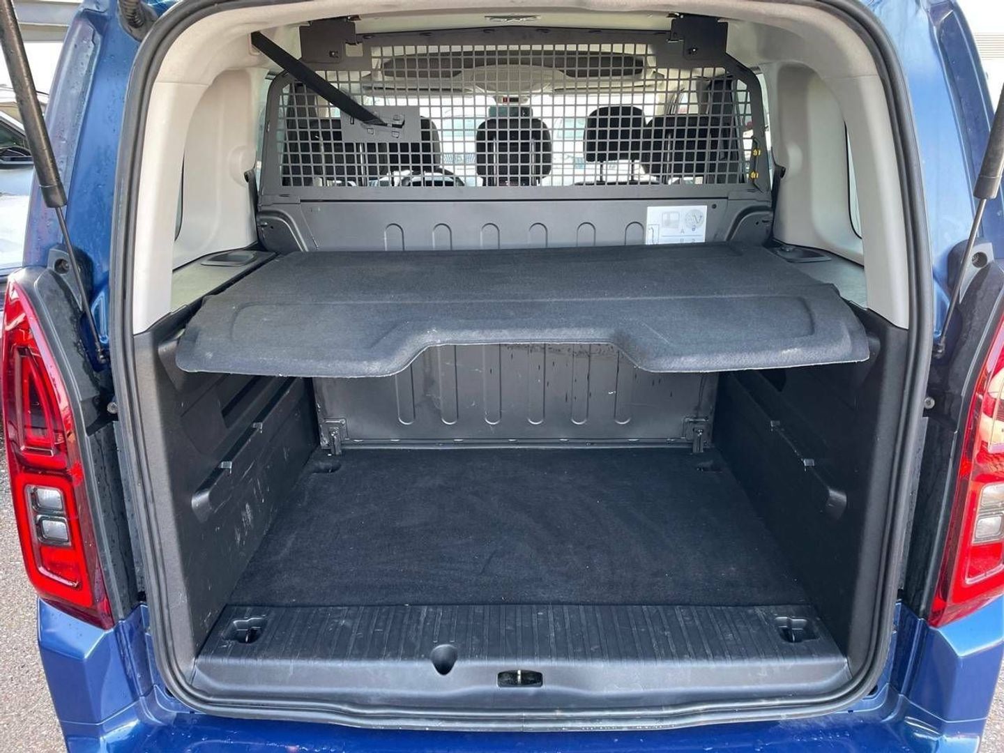 Opel Combo Life 1.5 TD Business Elegance Plus 75 kW (102 CV)