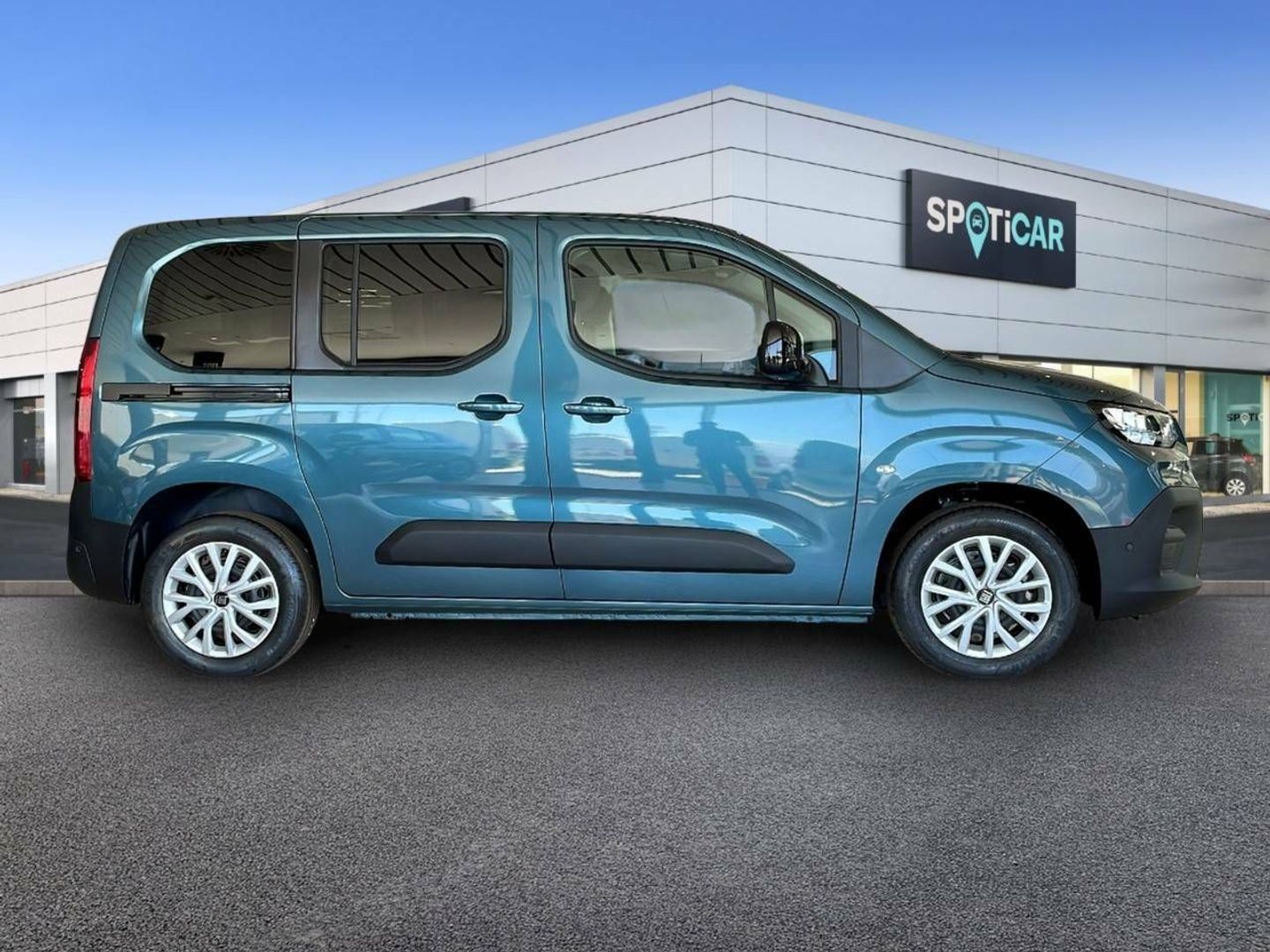 Fiat Dobló Combi 1.5 Diesel Talla M 75 kW (102 CV)
