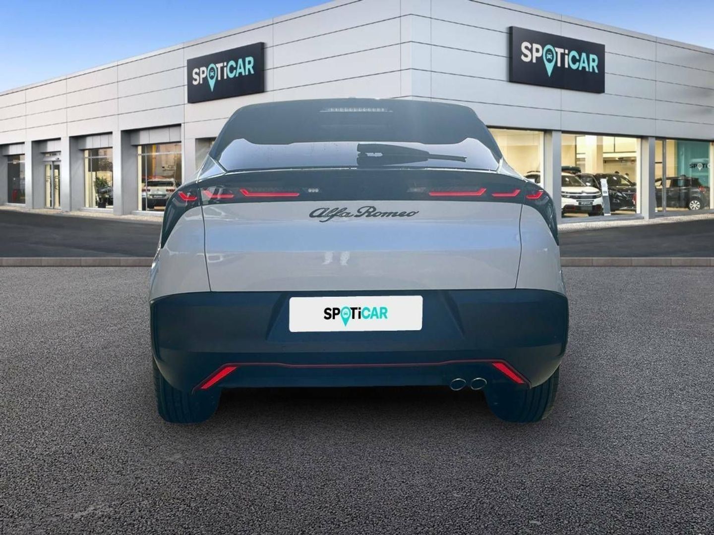 Alfa Romeo Junior 1.2 Ibrida Speciale Auto 100 kW (136 CV)