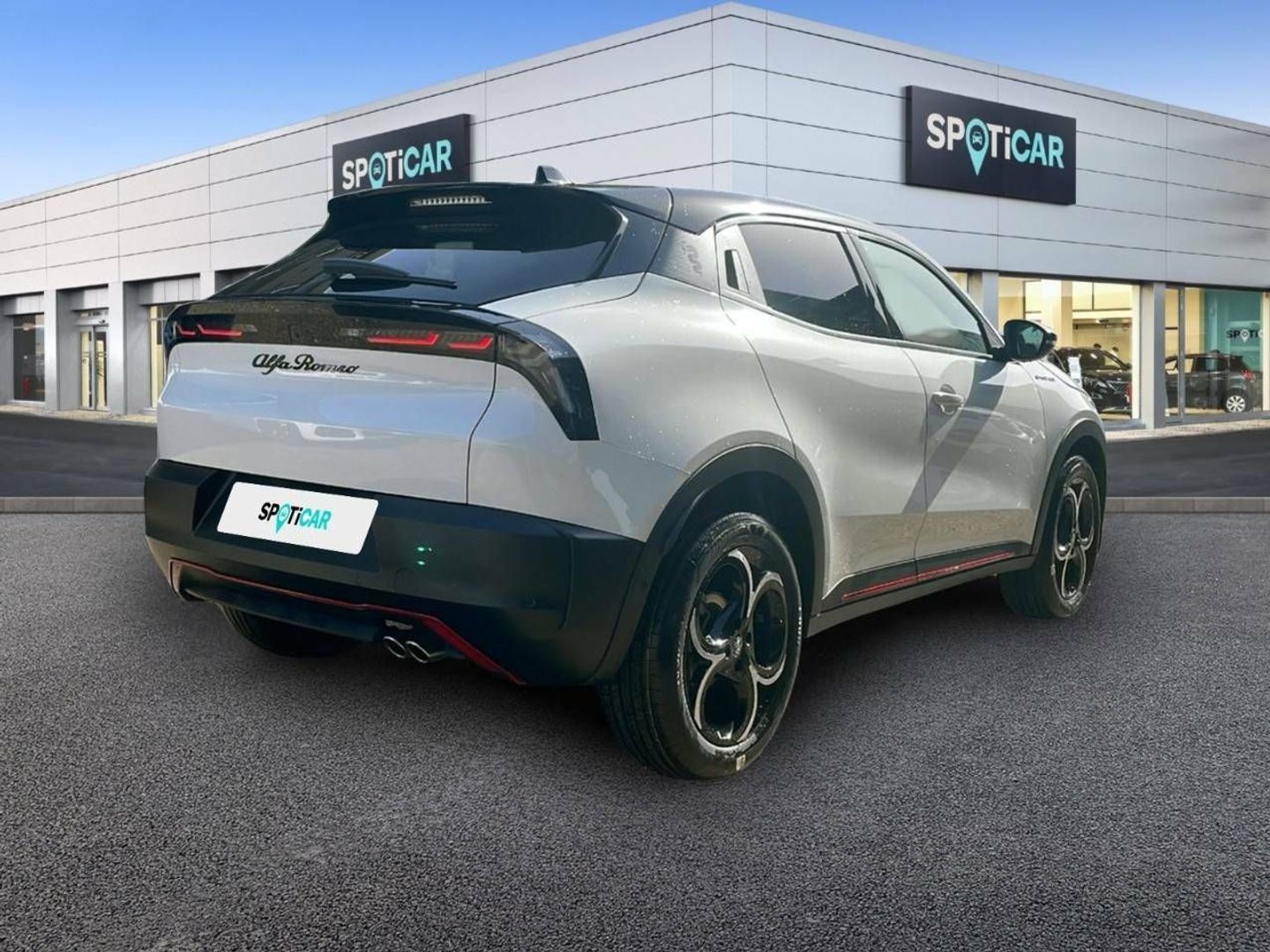 Alfa Romeo Junior 1.2 Ibrida Speciale Auto 100 kW (136 CV)