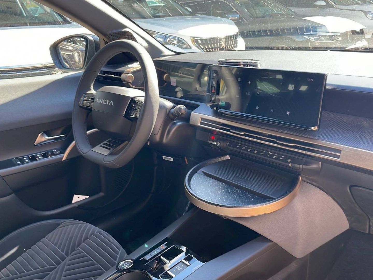 Lancia Ypsilon Hybrid 74 kW (100 CV)