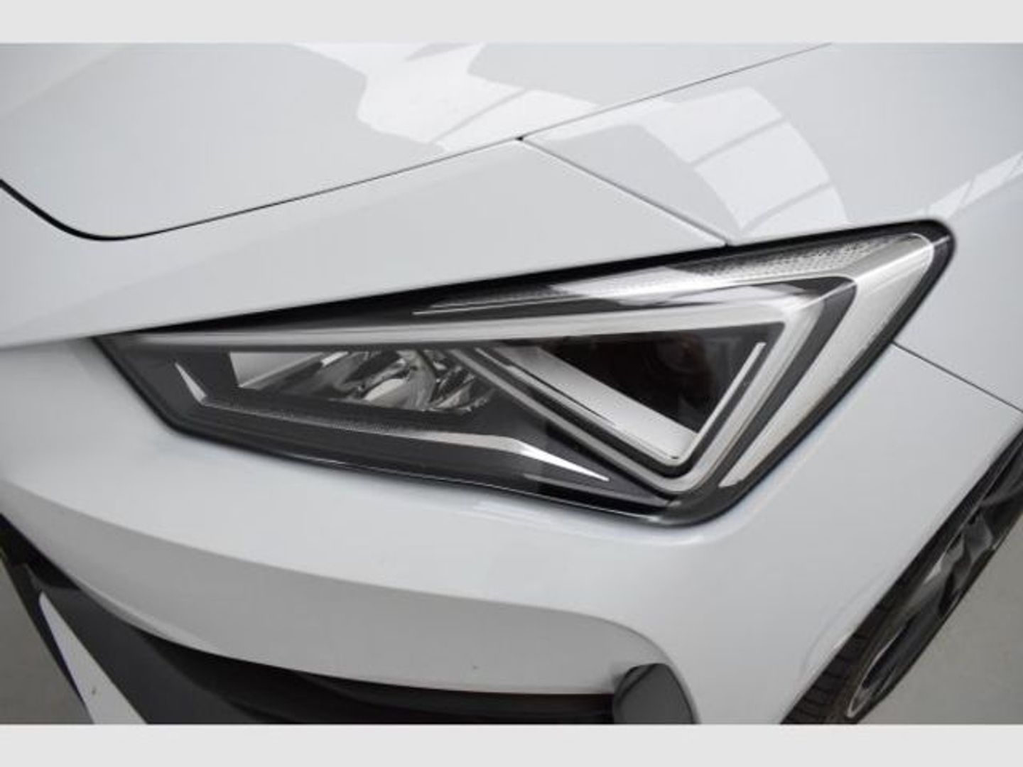 CUPRA Leon Sportstourer 2.0 TSI 4Drive DSG 228 kW (310 CV)