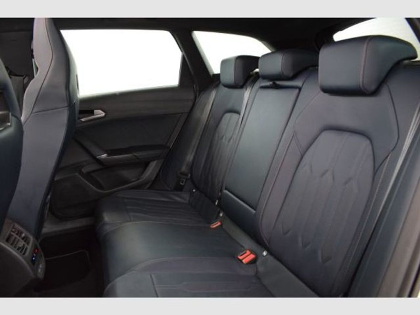 CUPRA Leon Sportstourer 2.0 TSI 4Drive DSG 228 kW (310 CV)
