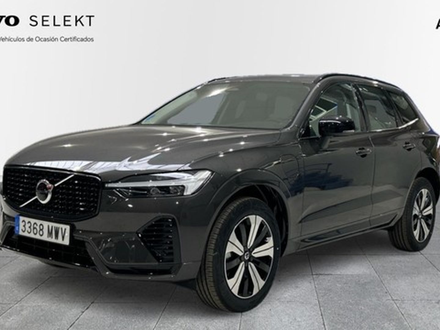 Volvo XC60 T6 Recharge Plus Dark AWD Auto 257 kW (350 CV) Gris All Terrain / Pick-up