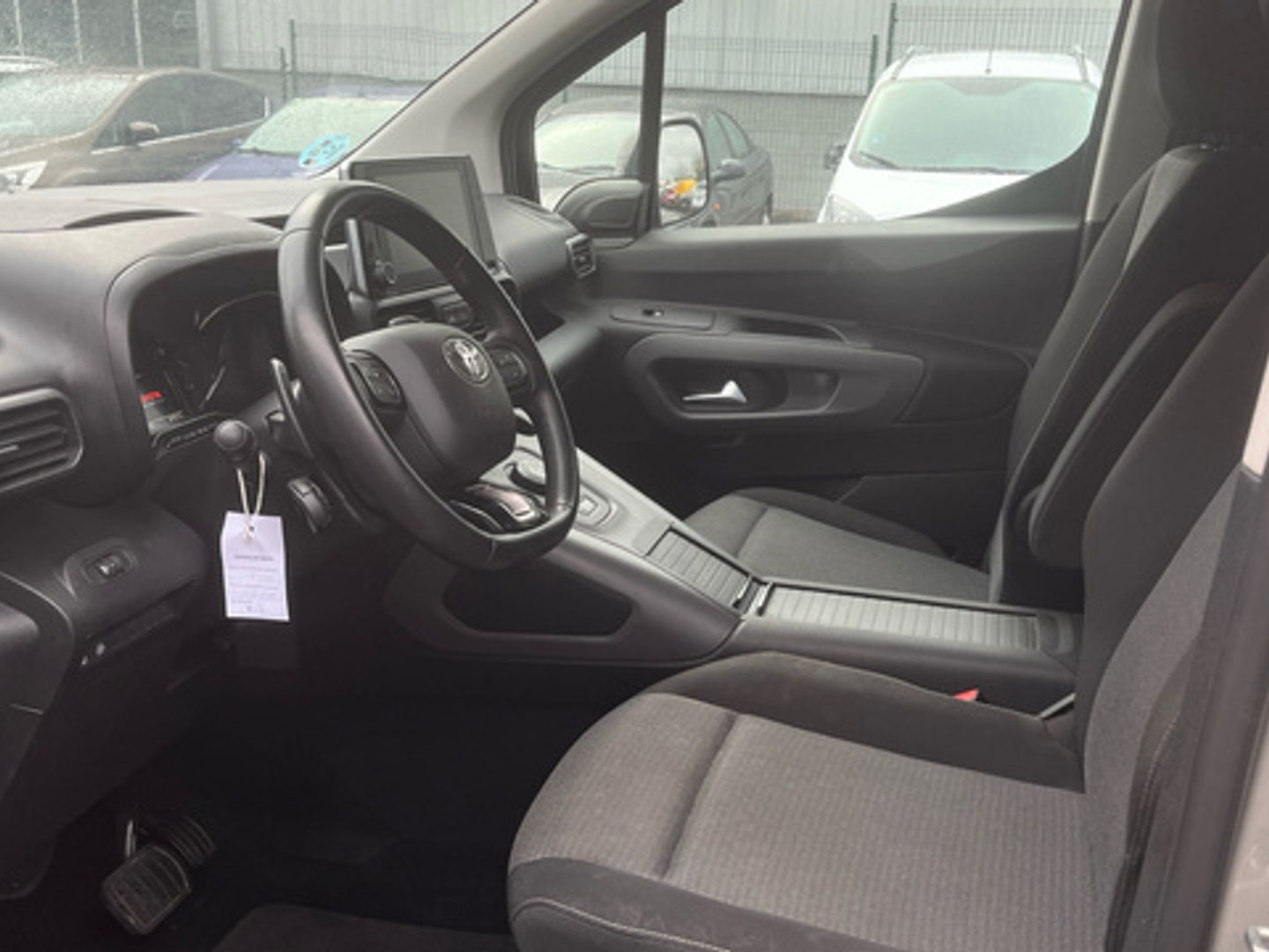 Toyota Proace City Verso 1.2 Family Active L1 Auto 96 kW (131 CV)