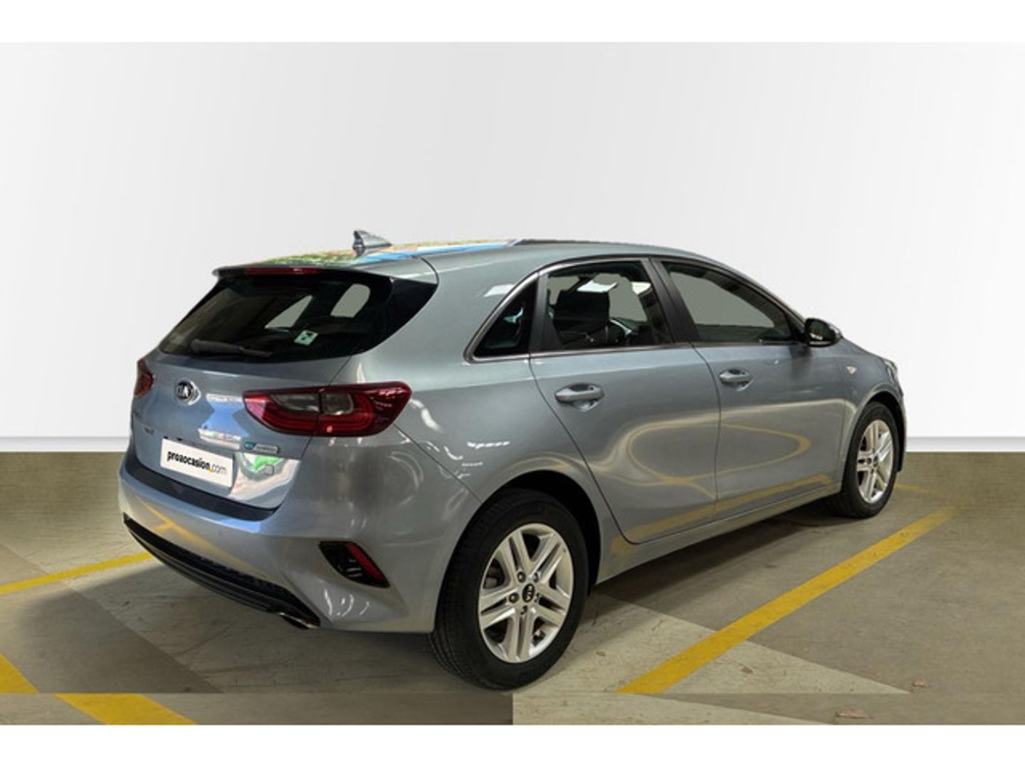 Kia Ceed 1.6 MHEV iMT Drive 100 kW (136 CV)