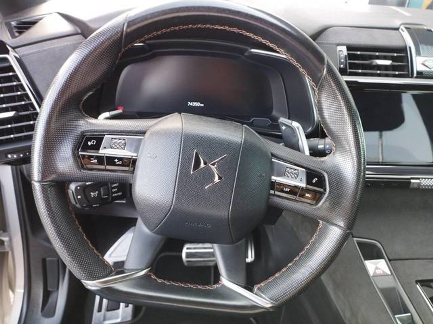 DS DS3 Crossback BlueHDi 130 Performance Line Auto 96 kW (131 CV)