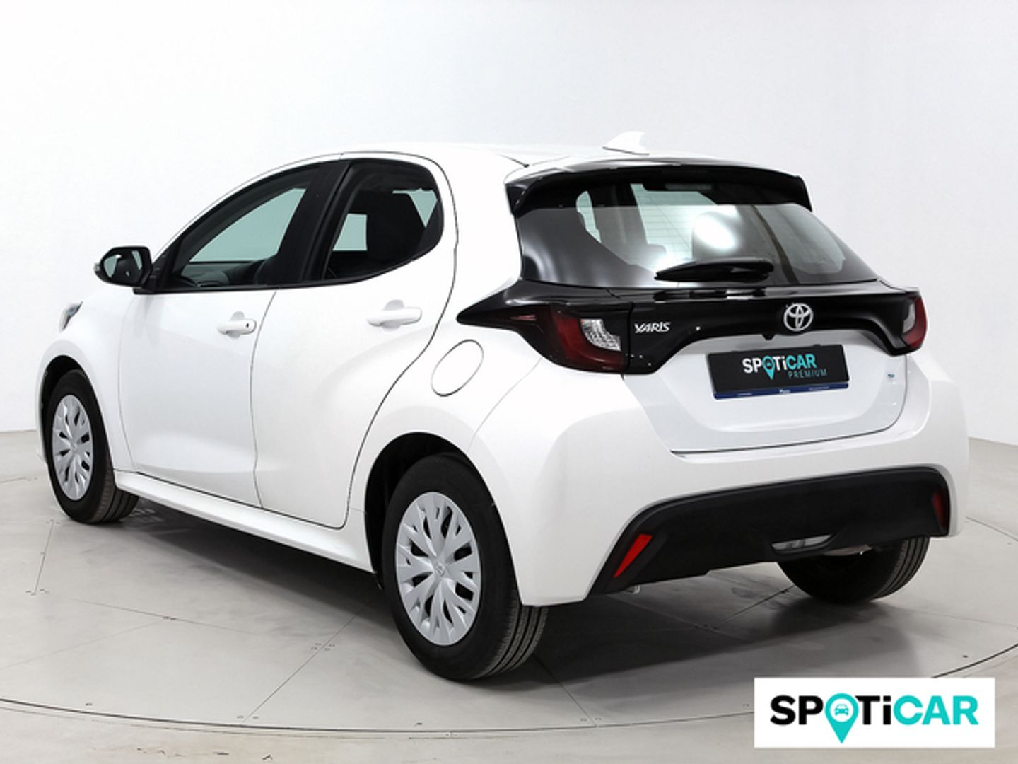 Toyota Yaris 1.0 70 Business 51 kW (69 CV)