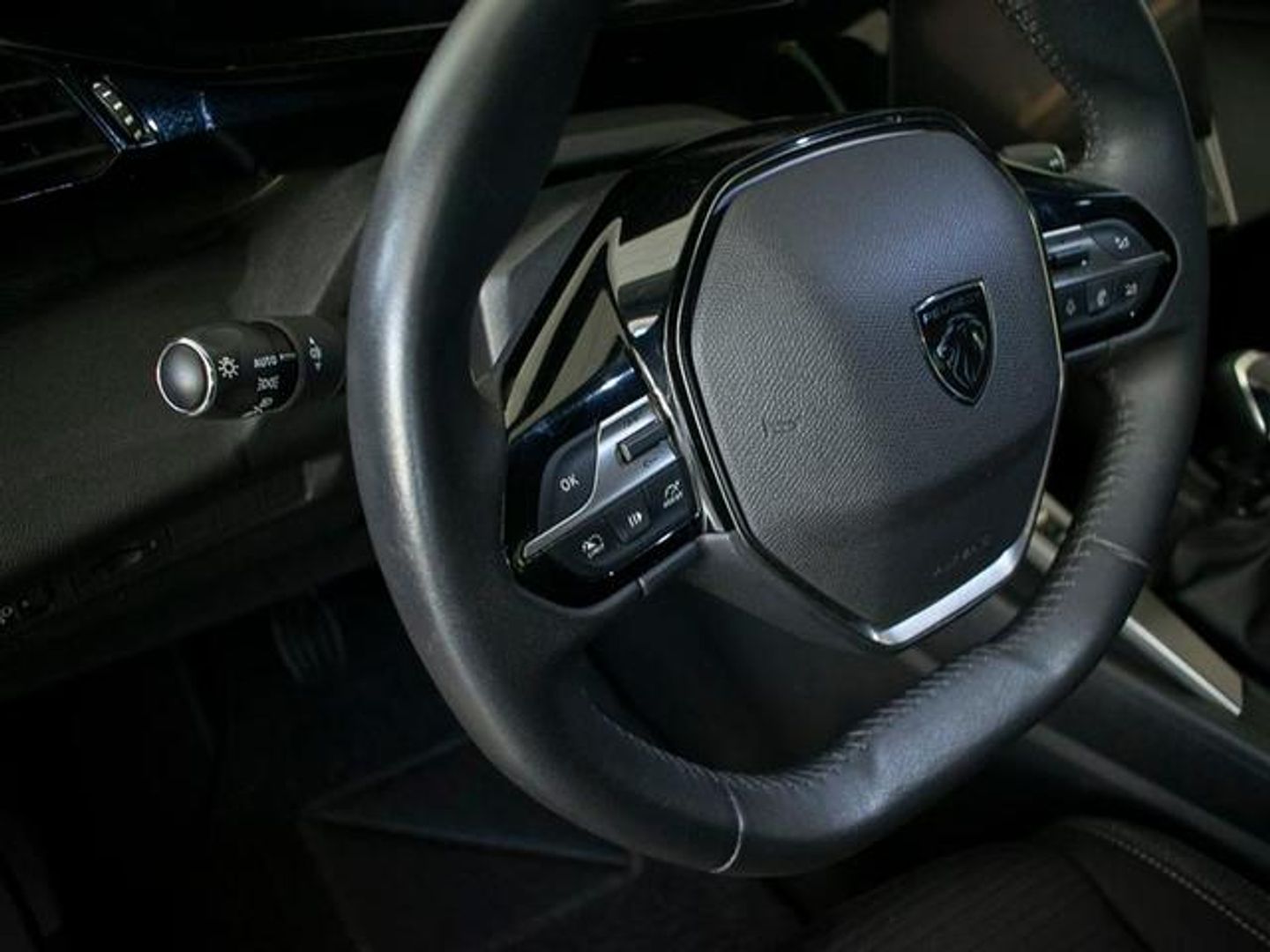 Peugeot 308 PureTech 130 S&S Active Pack 96 kW (130 CV)