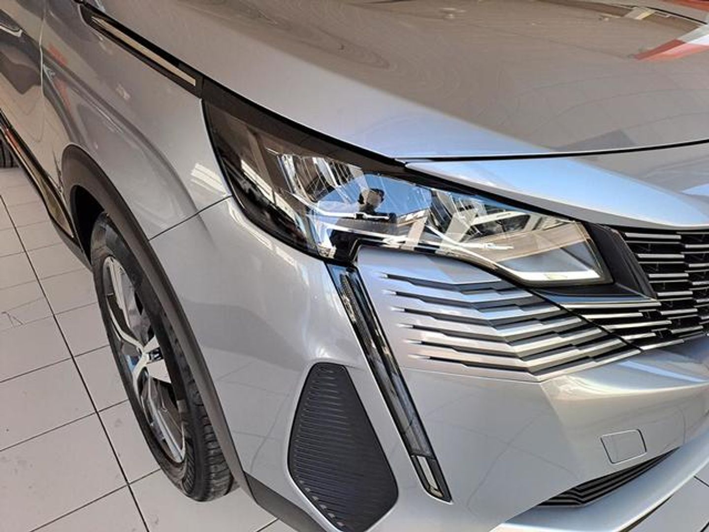 Peugeot 5008 PureTech 130 S&S Allure Pack 96 kW (130 CV)
