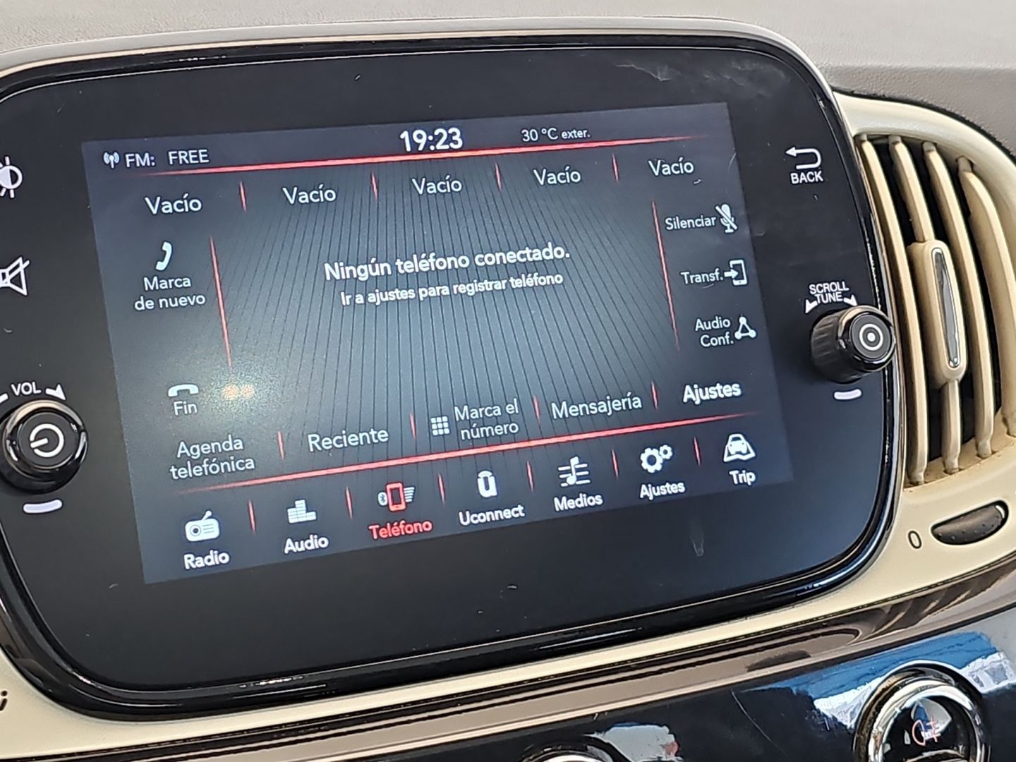 Fiat 500 1.0 Hybrid Dolcevita 51 kW (70 CV)