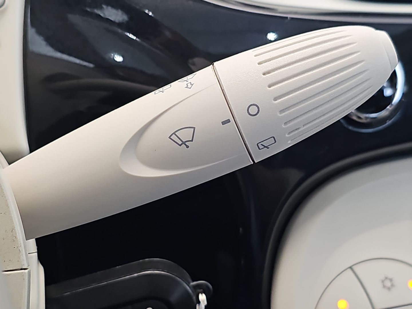 Fiat 500 1.0 Hybrid Dolcevita 51 kW (70 CV)