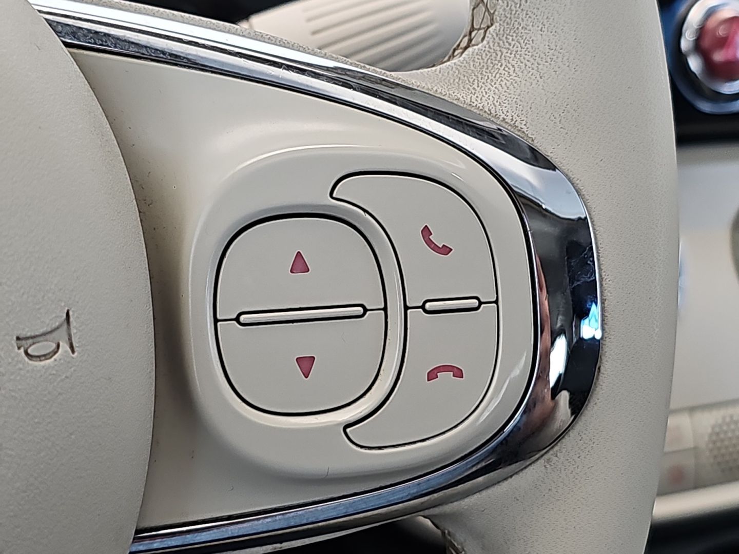 Fiat 500 1.0 Hybrid Dolcevita 51 kW (70 CV)