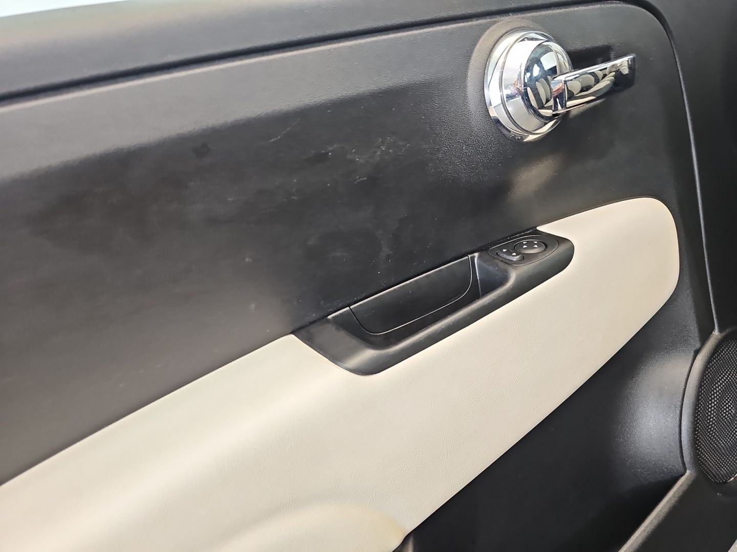 Fiat 500 1.0 Hybrid Dolcevita 51 kW (70 CV)