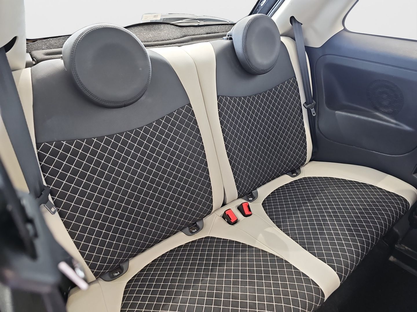 Fiat 500 1.0 Hybrid Dolcevita 51 kW (70 CV)