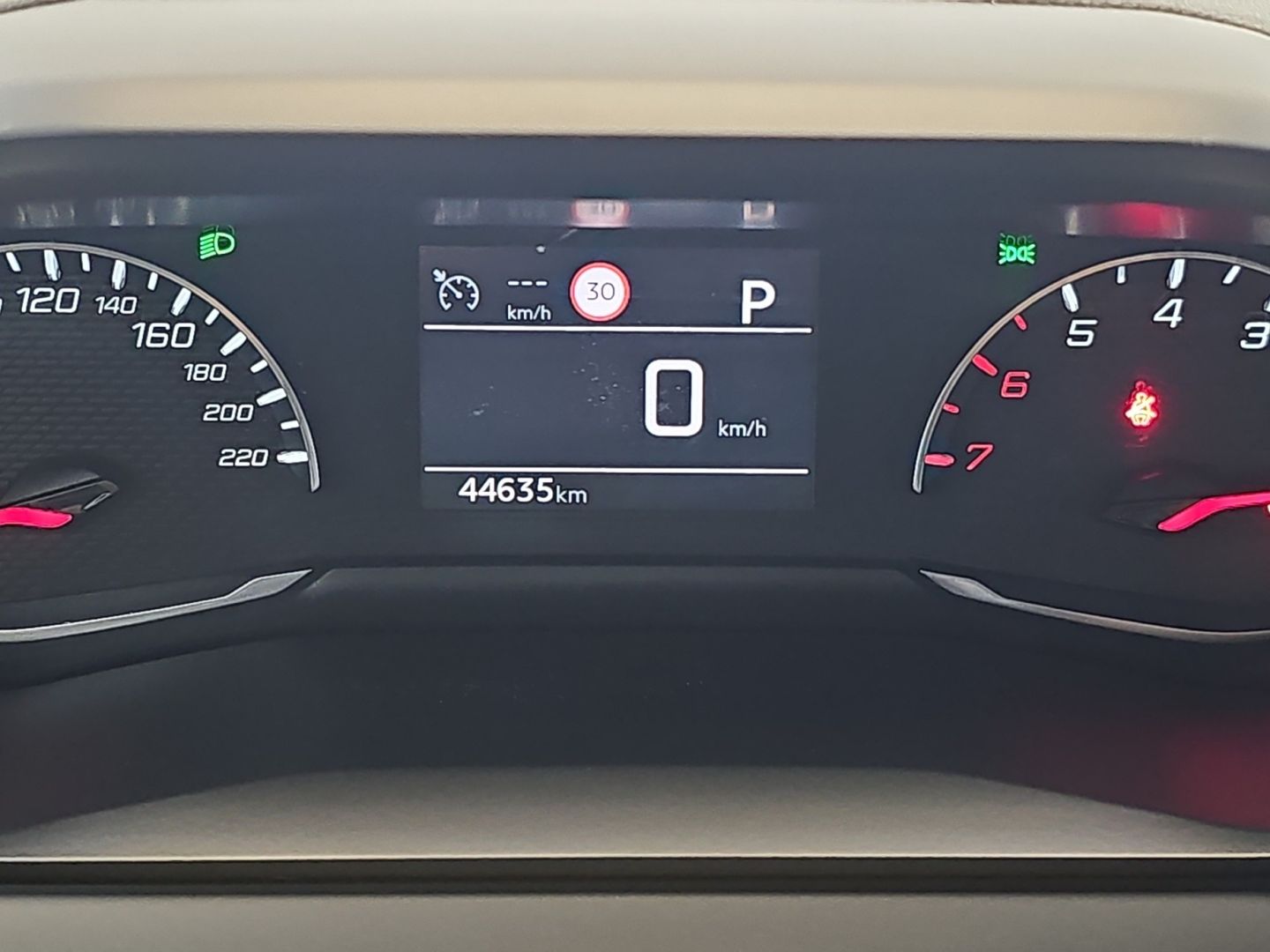 Peugeot 2008 PureTech 130 S&S Allure EAT8 96 kW (130 CV)