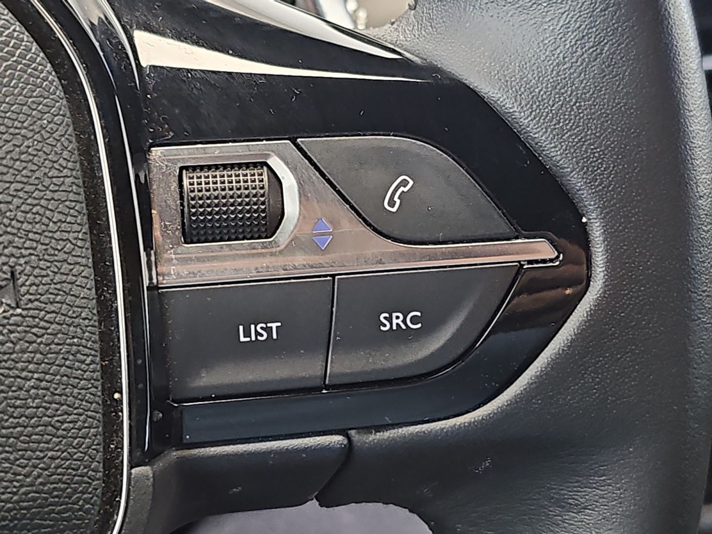 Peugeot 2008 PureTech 130 S&S Allure EAT8 96 kW (130 CV)