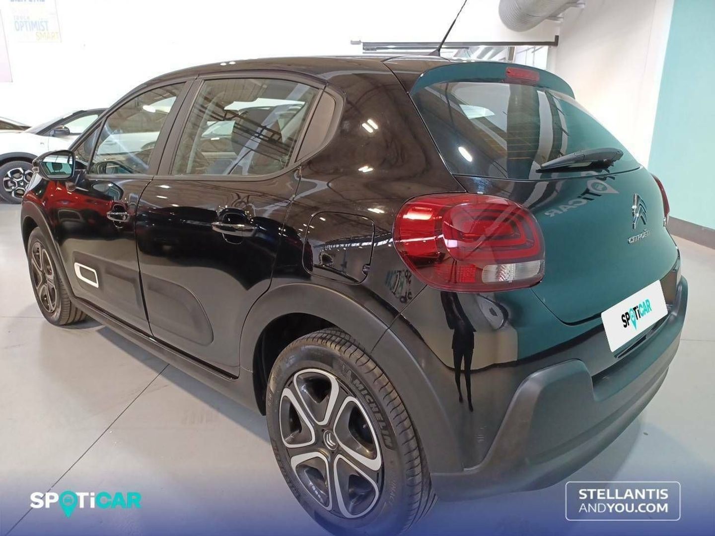 Citroen C3 PureTech 83 Plus 61 kW (83 CV)
