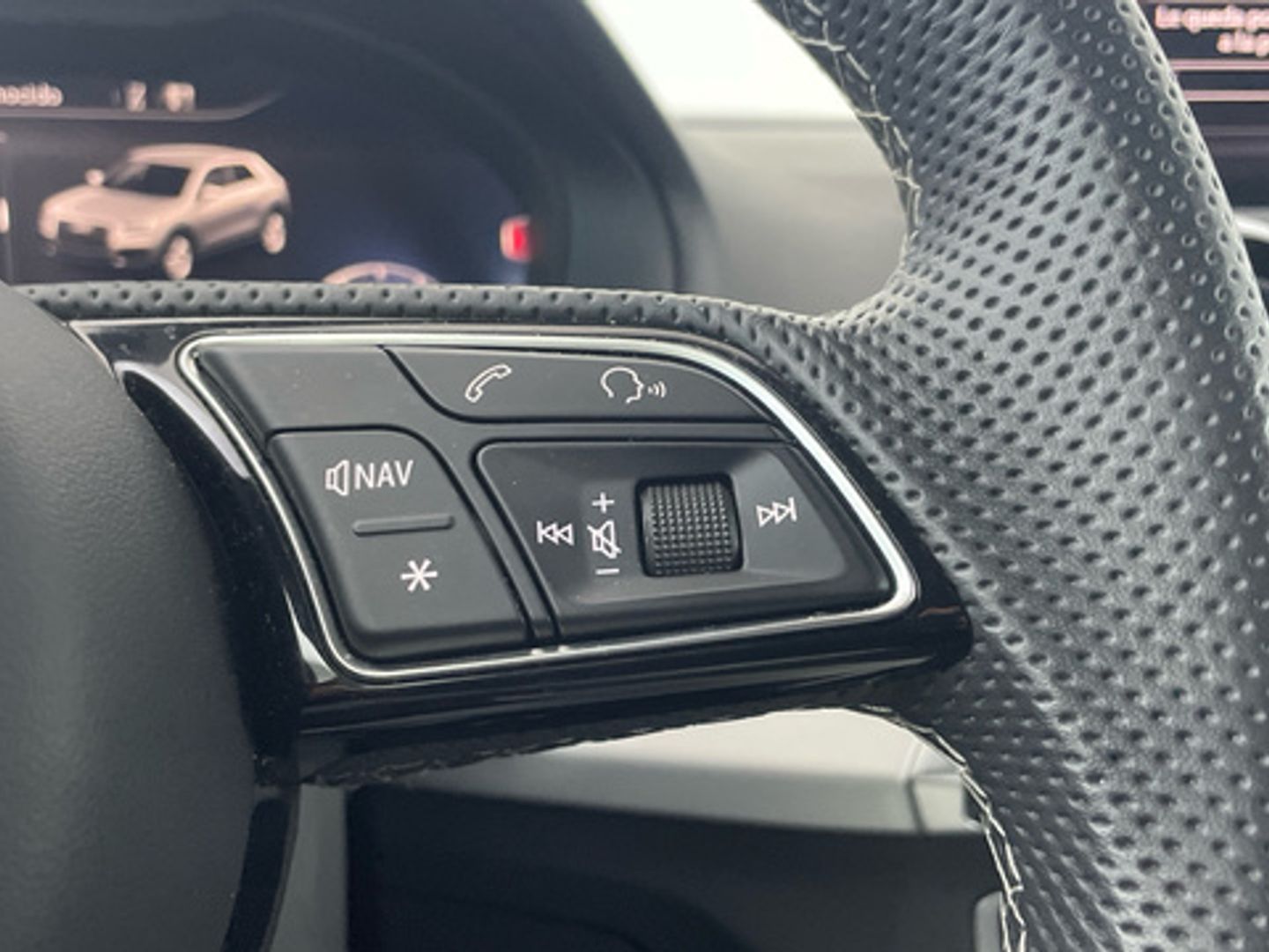 Audi Q2 Adrenalin 30 TDI 85 kW (116 CV) S tronic